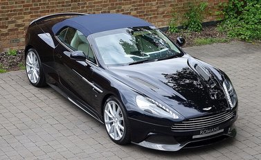 Aston Martin Vanquish Volante 6