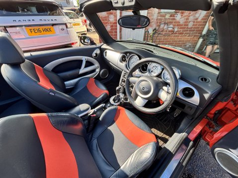 Mini Convertible 1.6 Cooper S Steptronic Euro 4 2dr (AC) 11