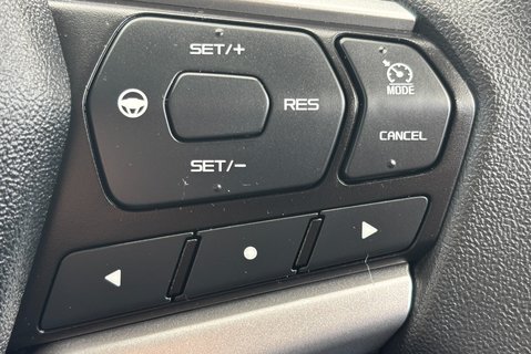 Isuzu D-Max 1.9 TD Utility 4x4 Single Cab Pickup 18