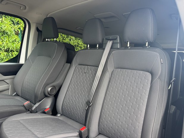 Ford Tourneo Custom Titanium Luxe | 9 Seater | L2 LWB | 320 | Euro 6 | £29083 + VAT 7