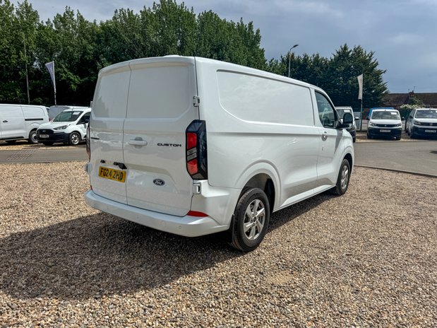 Ford Transit Custom SWB L1H1 Low Roof Limited 280 Air Con Alloys Sensors Cam EURO 6 6