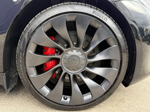 Tesla Model 3 (Dual Motor) Performance Saloon 4dr Electric Auto 4WDE (Performance Upgrade 14