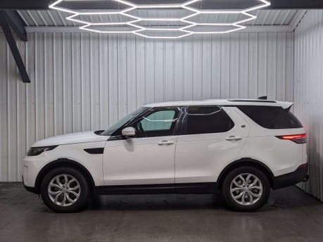 Land Rover Discovery 3.0 Discovery S TD6 Auto 4WD 17
