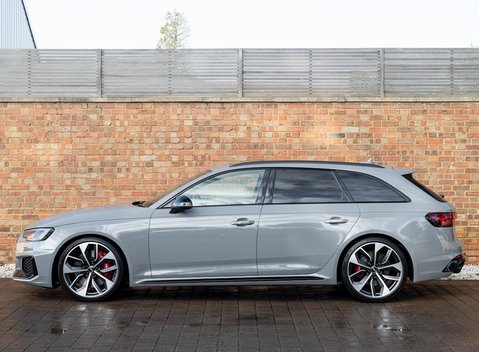 Audi RS4 Avant 2