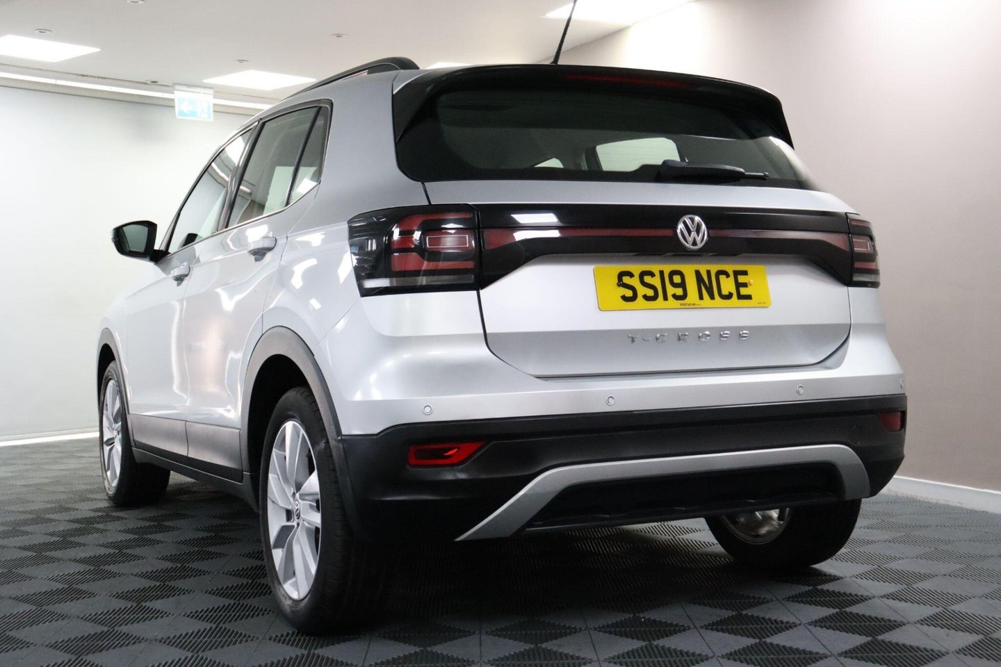 2019 Volkswagen T-Cross — image 25