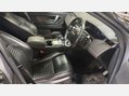 Land Rover Discovery Sport 2.0 Discovery Sport R-Dynamic SE D Auto 4WD 5dr 8