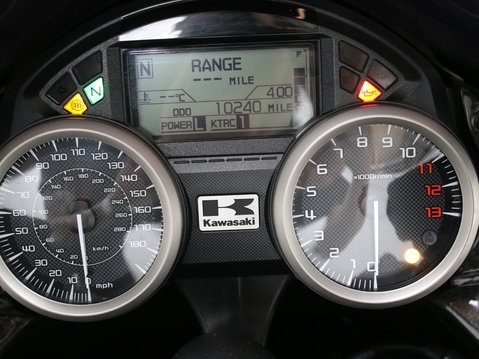 Kawasaki ZZR1400 ZZR1400 ZX 1400 Final Edition 14