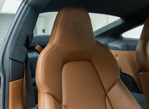 Porsche 911 GT3 TOURING (992) 15