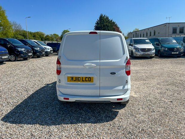 Ford Transit Courier SWB L1H1 (SOLD) Low Roof Sport Air Con Alloys Sensors EURO 6 NO VAT 7