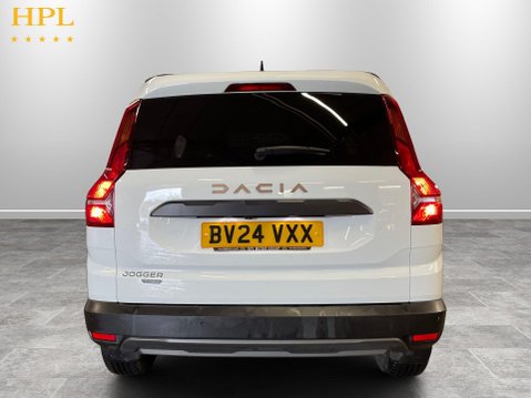 Dacia Jogger 1.6 Hybrid EXTREME MPV 5dr Petrol Hybrid Auto Euro 6 (s/s) (140 ps) 6