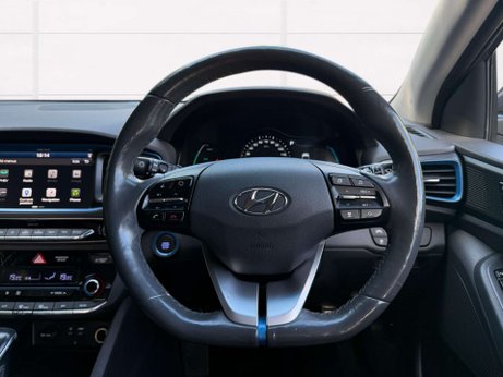 Hyundai IONIQ 1.6 IONIQ Premium SE PHEV Semi-Auto 5dr 4