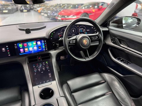 Porsche Taycan Performance Plus 93.4kWh Turbo Saloon 4dr Electric Auto 4WD (680 ps) 30