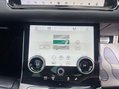 Land Rover Range Rover Evoque 2.0 Range Rover Evoque R-Dynamic SE D Auto 4WD 5dr 38