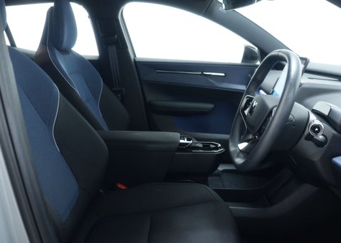 Volvo Ex30 Single Motor Extended Range 69kWh Plus SUV 5dr Electric Auto (272 ps) 39