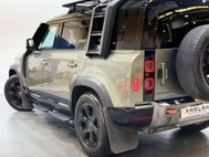 Land Rover Defender 3.0 P400 MHEV X SUV 5dr Petrol Auto 4WD Euro 6 (s/s) (400 ps) 25