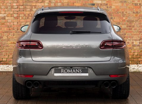 Porsche Macan Turbo 5