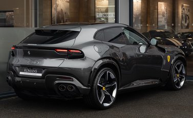 Ferrari Purosangue 4