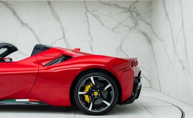 Ferrari SF90 Spider 46