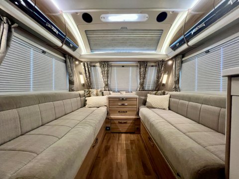 Swift Elegance 480 24
