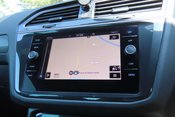 Volkswagen Tiguan 2.0 TDI R-Line SUV 5dr Diesel DSG 4Motion Euro 6 (s/s) (150 ps) 11