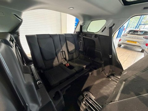 Land Rover Discovery Sport 2.0 TD4 HSE Luxury SUV 5dr Diesel Auto 4WD Euro 6 (s/s) (180 ps) 45