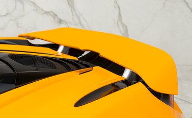 McLaren 720S Performance 27