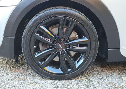 Mini Hatch 2.0 Cooper S Sport Auto 3dr 57