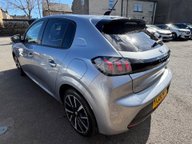 Peugeot 208 PURETECH ALLURE S/S 6