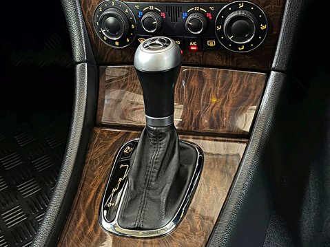 Mercedes-Benz C Class C180 KOMPRESSOR CLASSIC SE AUTOMATIC 17