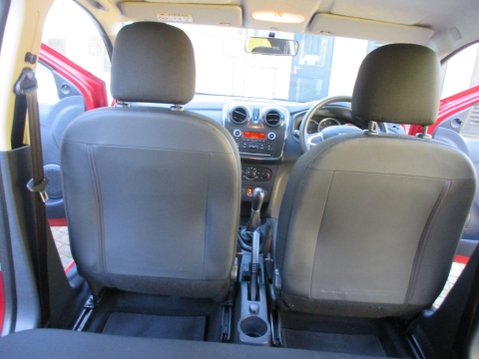 Dacia Sandero 1.0 SCe Ambiance Euro 6 5dr 31