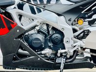 Aprilia Tuono Tuono V4 1100 Factory 31