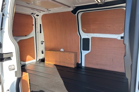 Ford Transit Custom 300 Active L1 170 ps Selectshift Panel Van - Tailgate & Twin Side Doors 12