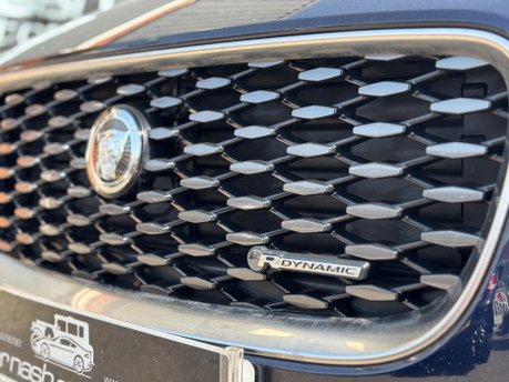 Jaguar E-Pace R-DYNAMIC S MHEV 16