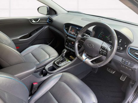 Hyundai IONIQ 1.6 IONIQ Premium SE PHEV Semi-Auto 5dr 1