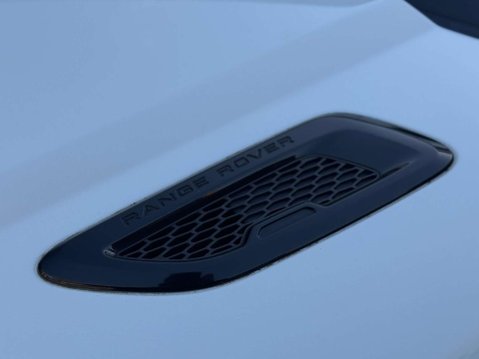 Land Rover Range Rover Evoque 2.2 SD4 Dynamic Auto 4WD Euro 5 (s/s) 3dr 21