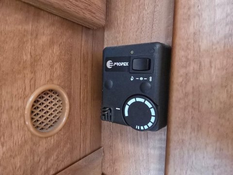 Renault Master 2 Berth Motor Home 27