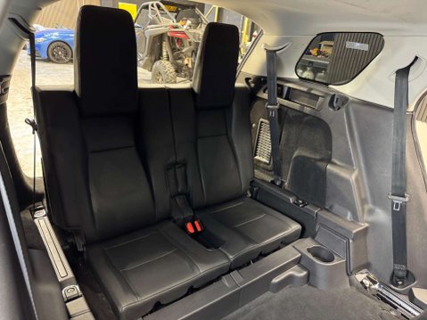 Land Rover Discovery Sport 2.0 Discovery Sport Black HSE SD4 Auto 4WD 5dr 80