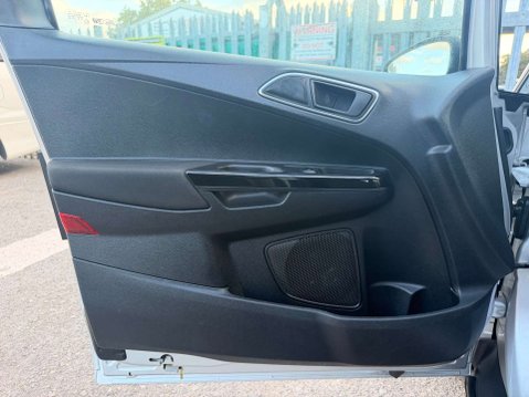 Ford B-Max 1.5 B-Max Titanium TDCi 5dr 31