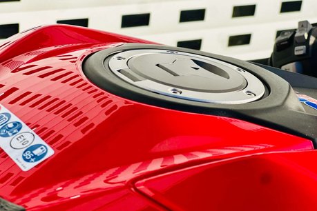 Honda CBR 1000 Super Sports Petrol Manual Euro 4 (192 ps) 7