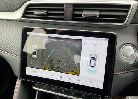 MG ZS EV 72.6 kWh SE 19