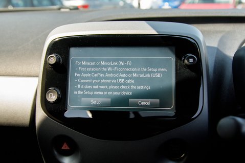 Toyota Aygo Aygo 1.0 VVT-i X-Clusiv 5dr Hatchback 26