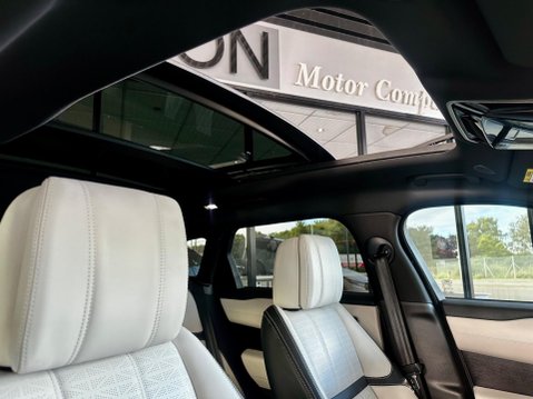 Land Rover Range Rover Velar 2.0 D200 MHEV R-Dynamic HSE Auto 4WD Euro 6 (s/s) 5dr 45