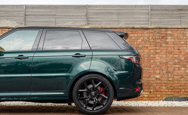 Land Rover Range Rover Sport 5.0 SVR 34