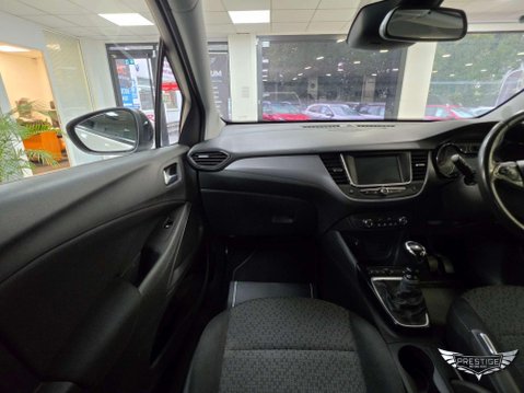 Vauxhall Crossland 1.2 Turbo Design Euro 6 (s/s) 5dr 50