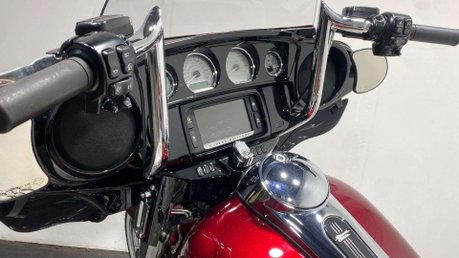 Harley-Davidson Touring 1745 FLHXS Street Glide Special Euro 4 63