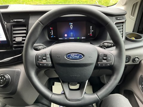 Ford Transit 350 LIMITED L3H2 P/V ECOBLUE 165 BHP 15