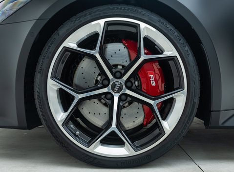 Audi RS6 AVANT PERFORMANCE CARBON VORSPRUNG 31