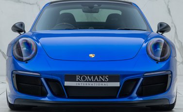 Porsche 911 Carrera 4 GTS (991.2) British Legends Edition 7