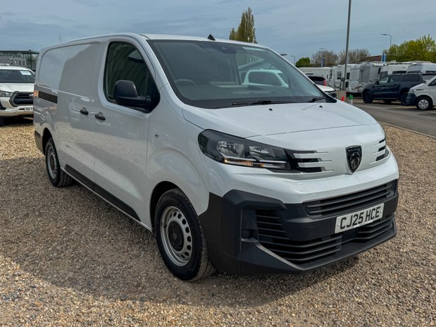 Peugeot Expert XLWB L3H1 [SOLD CM] Low Roof Professional Air Con Sensors Euro 6 4