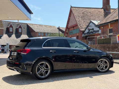Mercedes-Benz A Class A 180 D AMG LINE PREMIUM 2